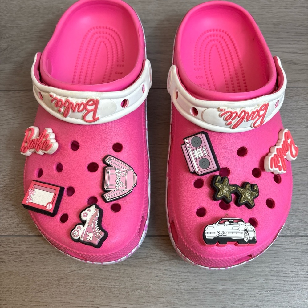 Womens 7 / Mens 5 Crocs Barbie Classic Clog Pink And White With Charms